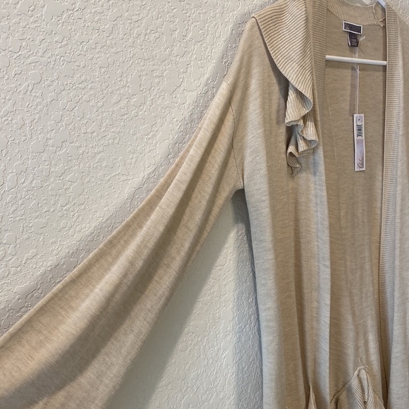 CHELSEA28 Nordstrom - Open Front Long Sleeve Cardigan with Ruffle Detail - Picture 4 of 10